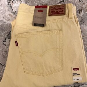 Levi's Soft Yellow Middy Straight Jeans